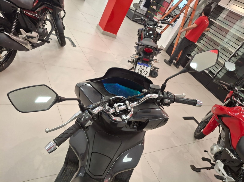 honda pcx 160 156 gasolina 1p automatico 2023