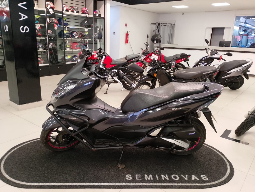 honda pcx 160 156 gasolina 1p automatico 2024