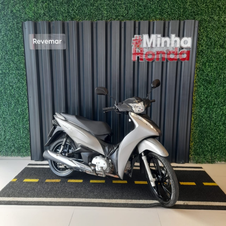 honda biz 125 flex 2023/23 r$ 14.900,00 qzd4g42 honda biz 125 flex 2023/23 r$ 14.900,00 qzd4g42