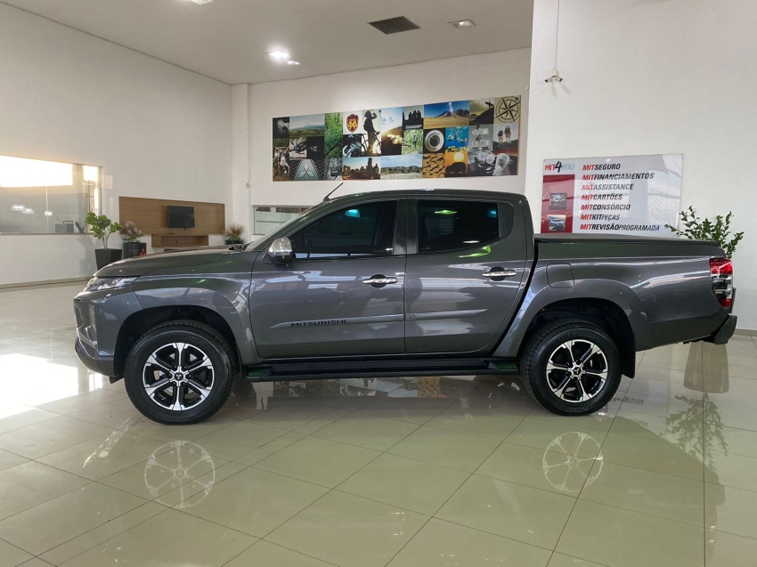 mitsubishi l200 triton 2.4 16v turbo diesel sport hpe cd 4p 4x4 automatico 2022