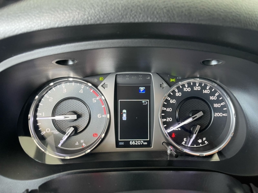 toyota hilux 2.8 d-4d turbo diesel cd srx 4x4 automatico 2023