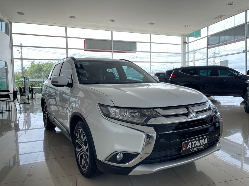 mitsubishi outlander 2.0 16v gasolina 4p automatico 2016 mitsubishi outlander 2.0 16v gasolina 4p automatico 2016