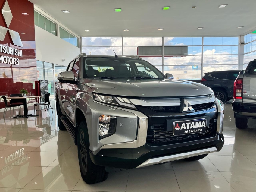 mitsubishi l200 triton 2.4 16v turbo diesel sport hpe cd 4p 4x4 automatico 2024 mitsubishi l200 triton 2.4 16v turbo diesel sport hpe cd 4p 4x4 automatico 2024