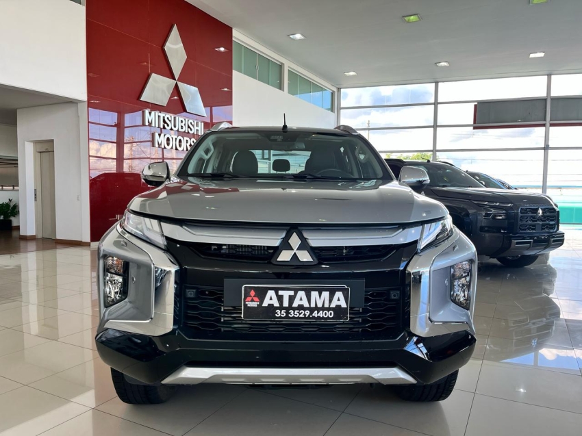 mitsubishi l200 triton 2.4 16v turbo diesel sport hpe cd 4p 4x4 automatico 2024