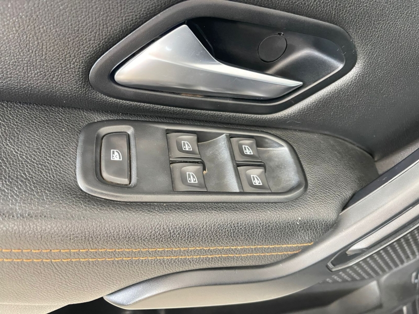 renault oroch 1.3 tce flex outsider x-tronic gasolina 4p automatico 2023