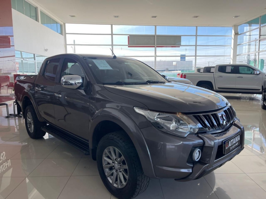 mitsubishi l200 triton 2.4 16v turbo diesel sport hpe cd 4p 4x4 automatico 2020 mitsubishi l200 triton 2.4 16v turbo diesel sport hpe cd 4p 4x4 automatico 2020