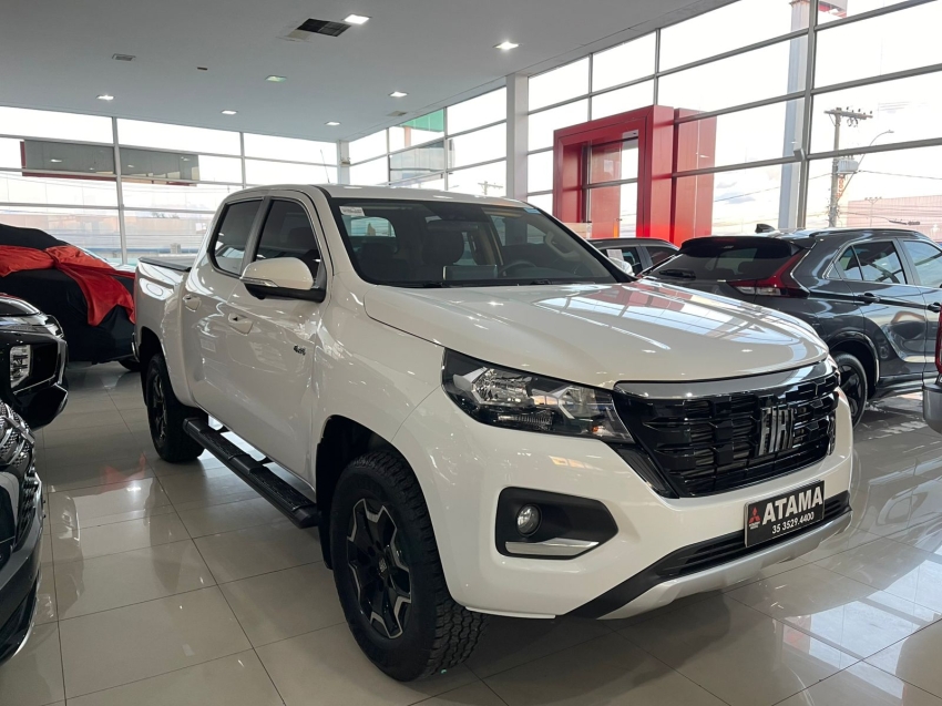 fiat titano 2.2 turbo diesel volcano 4x4 at6 2.1 4p automatico 2025 fiat titano 2.2 turbo diesel volcano 4x4 at6 2.1 4p automatico 2025