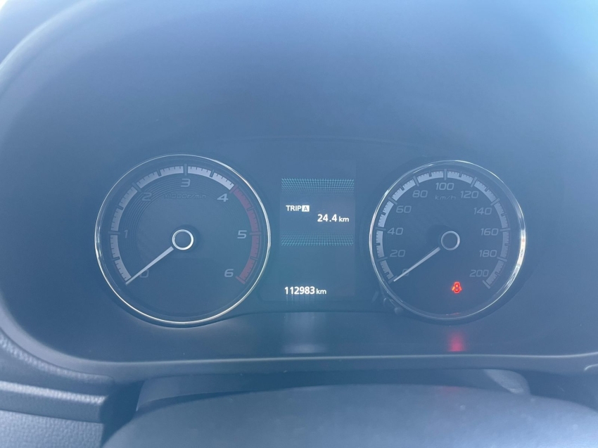 mitsubishi l200 triton 2.4 16v turbo diesel sport hpe-s cd 4p 4x4 automatico 2023