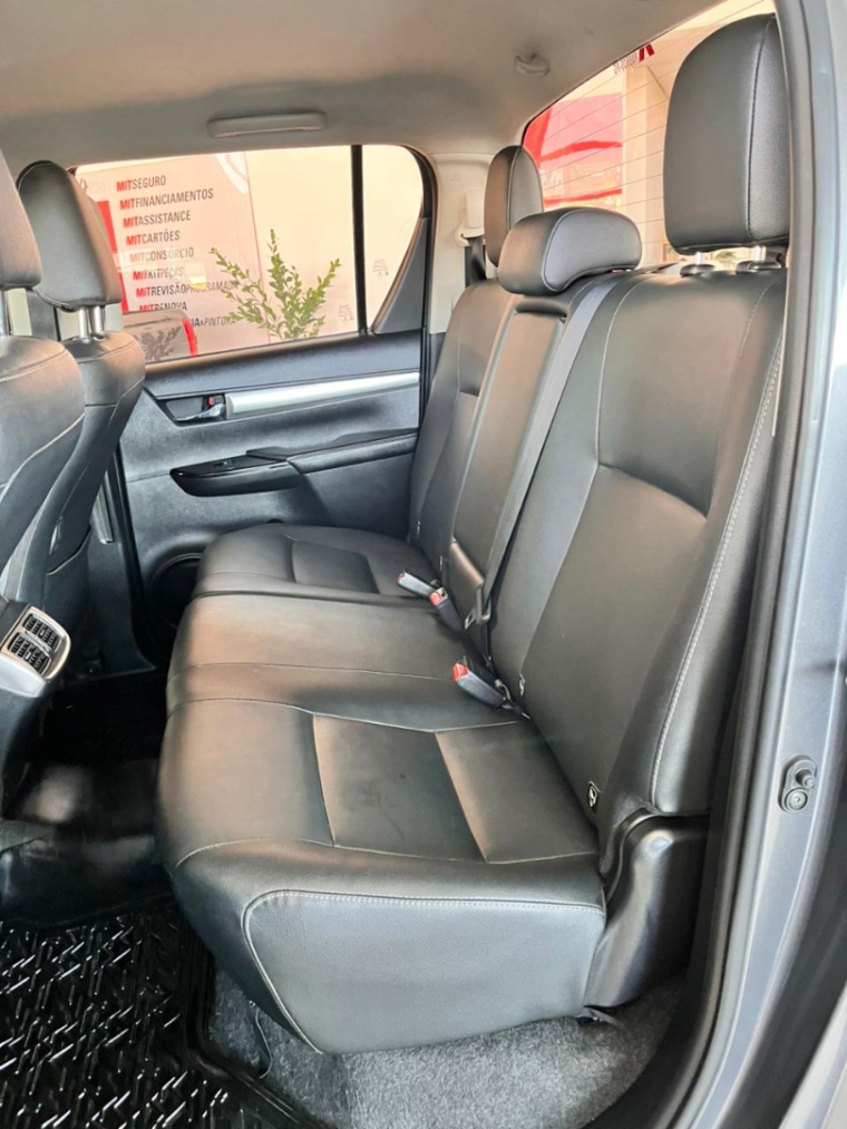 toyota hilux 2.7 srv 4x2 cd 16v flex 4p automatico 2.6 2019