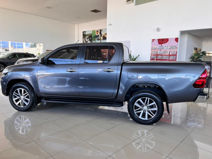toyota hilux 2.7 srv 4x2 cd 16v flex 4p automatico 2.6 2019