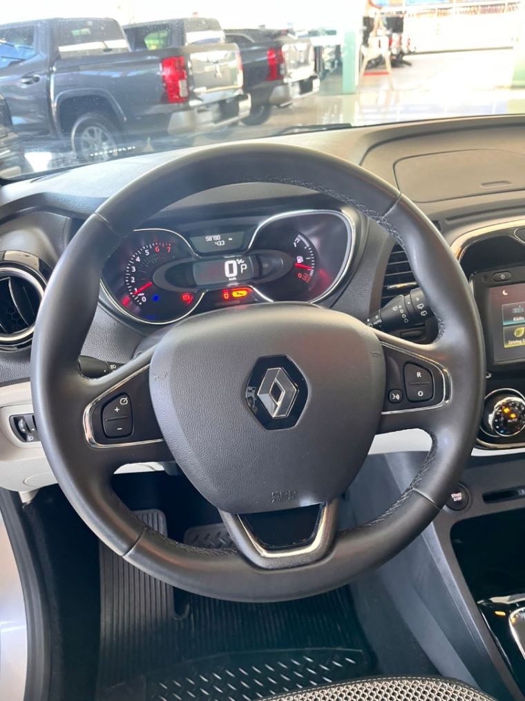 renault captur 1.6 16v sce flex intense x-tronic 1.5 5p automatico 2019