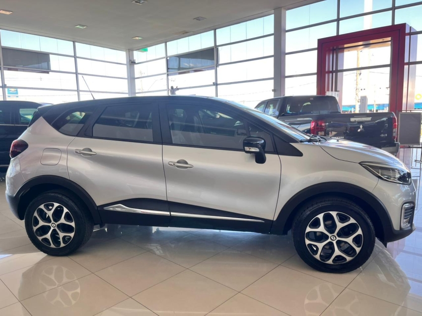 renault captur 1.6 16v sce flex intense x-tronic 1.5 5p automatico 2019