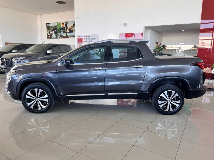 fiat toro 2.0 16v turbo diesel volcano 4wd at9 1.9 4p automatico 2022