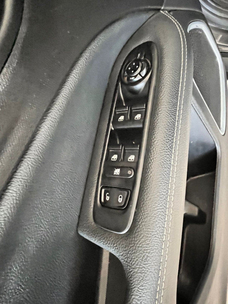 fiat toro 2.0 16v turbo diesel volcano 4wd at9 1.9 4p automatico 2022