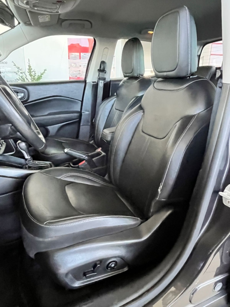 fiat toro 2.0 16v turbo diesel volcano 4wd at9 1.9 4p automatico 2022