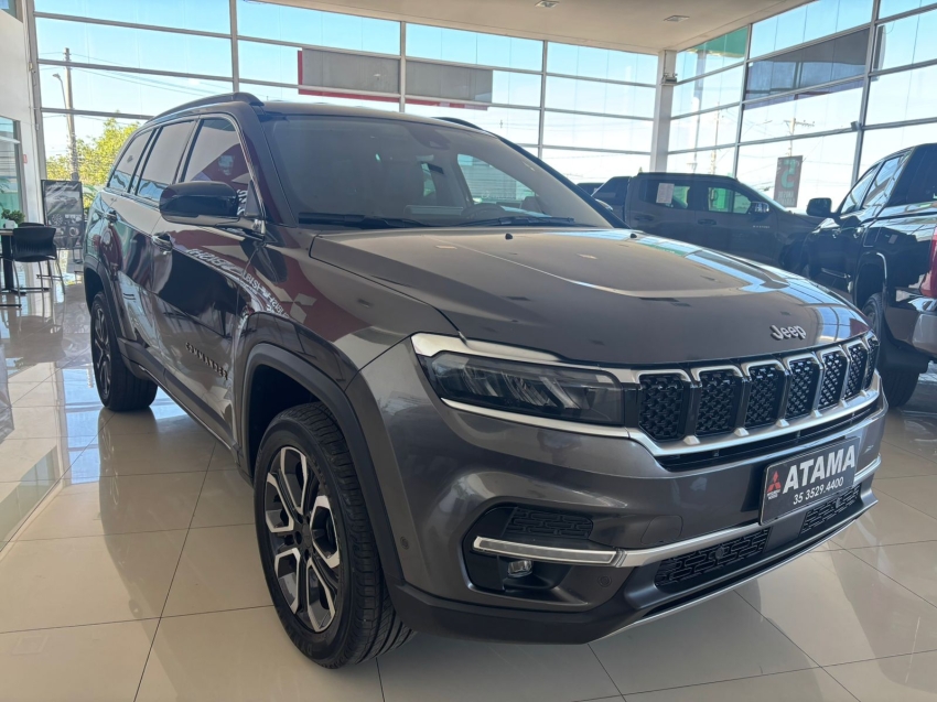 jeep commander 2.0 td380 turbo diesel limited at9 1.9 5p automatico 2022 jeep commander 2.0 td380 turbo diesel limited at9 1.9 5p automatico 2022