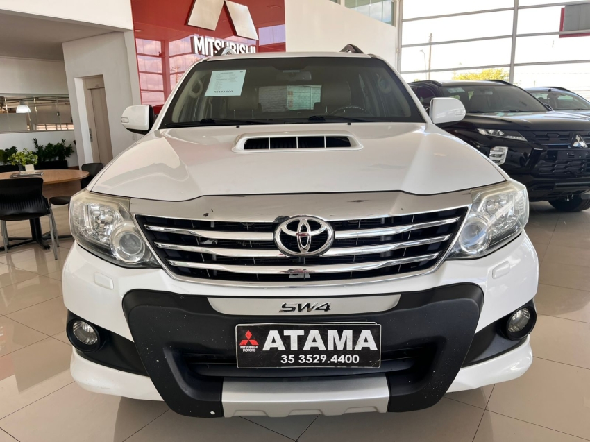 toyota hilux sw4 3.0 srv 4x4 16v turbo intercooler diesel 4p automatico 2.9 5p 2014