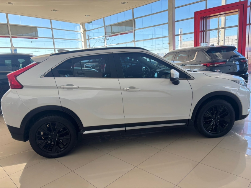 mitsubishi eclipse cross 1.5 mivec turbo gasolina hpe cvt 1.4 5p automatico 2020
