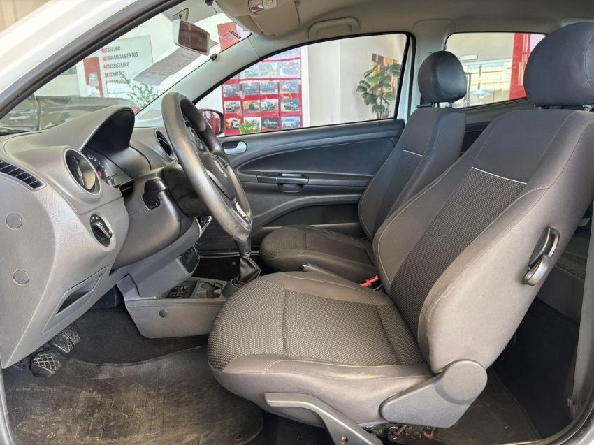 volkswagen saveiro 1.6 msi robust cd 8v flex 2p manual 1.5 2019
