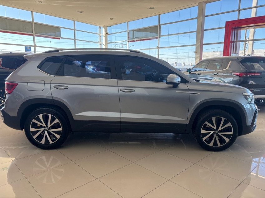 volkswagen taos 1.4 250 tsi total flex highline automatico 1.3 5p 2022
