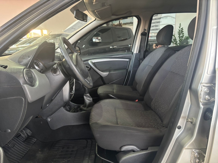 renault duster 1.6 expression 4x2 16v flex 4p manual 5p 2013