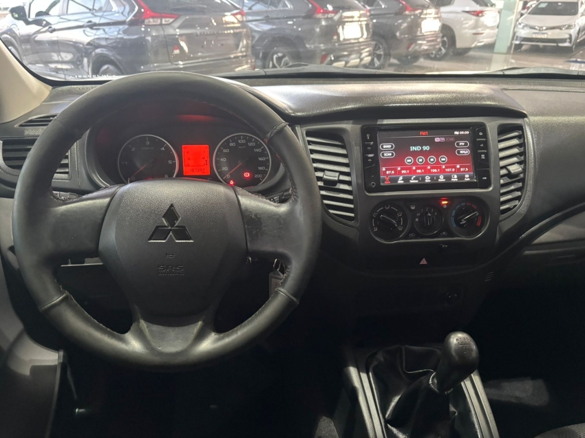 mitsubishi l200 triton 2.4 16v turbo diesel sport gls cd 4p 4x4 manual 2018