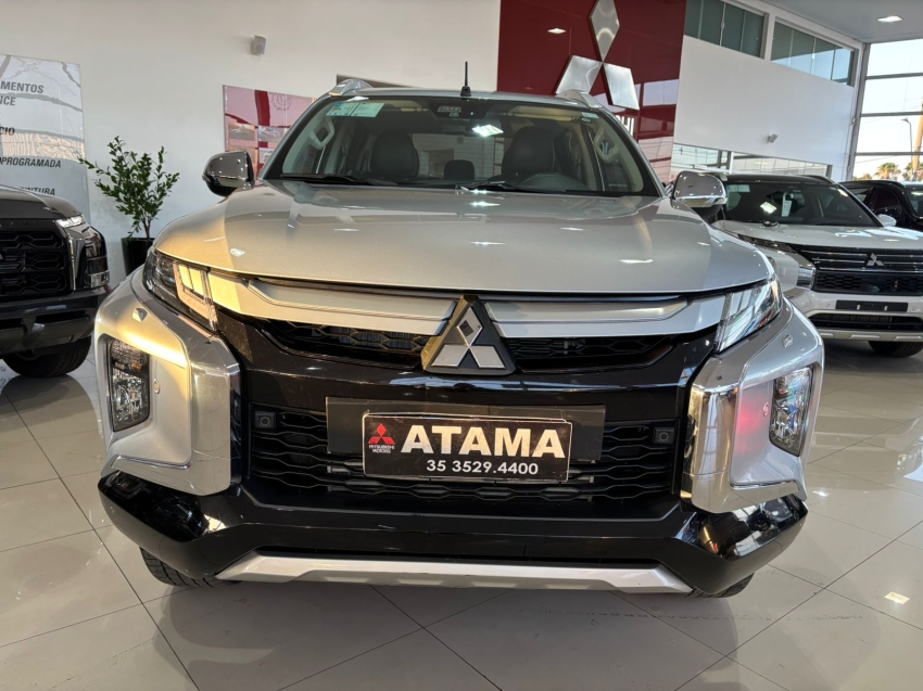 mitsubishi l200 triton 2.4 turbo diesel 4x4 at sport hpe-s 4p automatico 2024