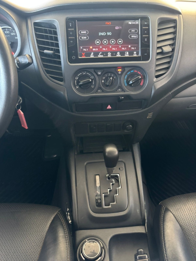 mitsubishi l200 triton 2.4 16v turbo diesel sport gls cd 4p 4x4 automatico 2018