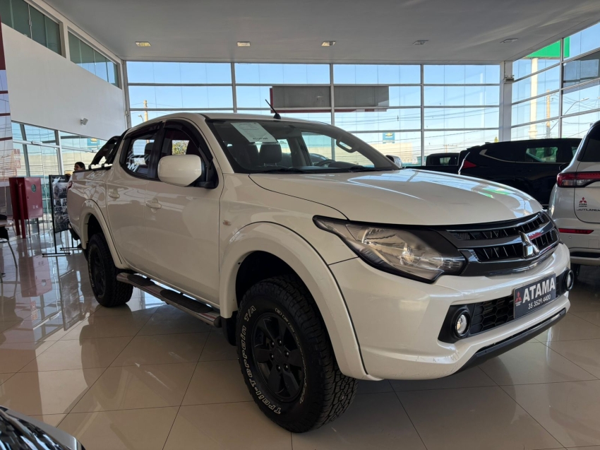 mitsubishi l200 triton 2.4 16v turbo diesel sport gls cd 4p 4x4 automatico 2018 mitsubishi l200 triton 2.4 16v turbo diesel sport gls cd 4p 4x4 automatico 2018