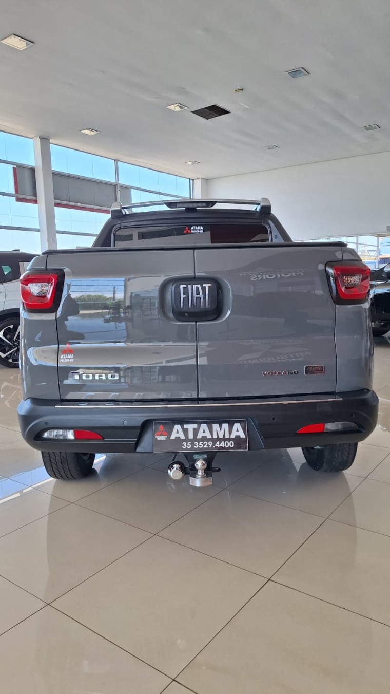 fiat toro 2.0 16v turbo diesel volcano 4wd at9 1.9 4p automatico 2023