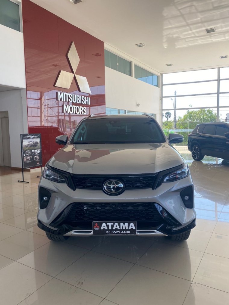 toyota hilux sw4 2.8 d-4d turbo diesel srx platinum 7l 4x4 automatico 4p 2024