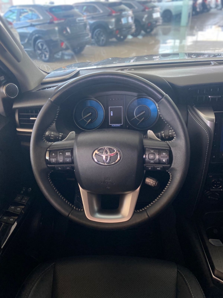toyota hilux sw4 2.8 d-4d turbo diesel srx platinum 7l 4x4 automatico 4p 2024