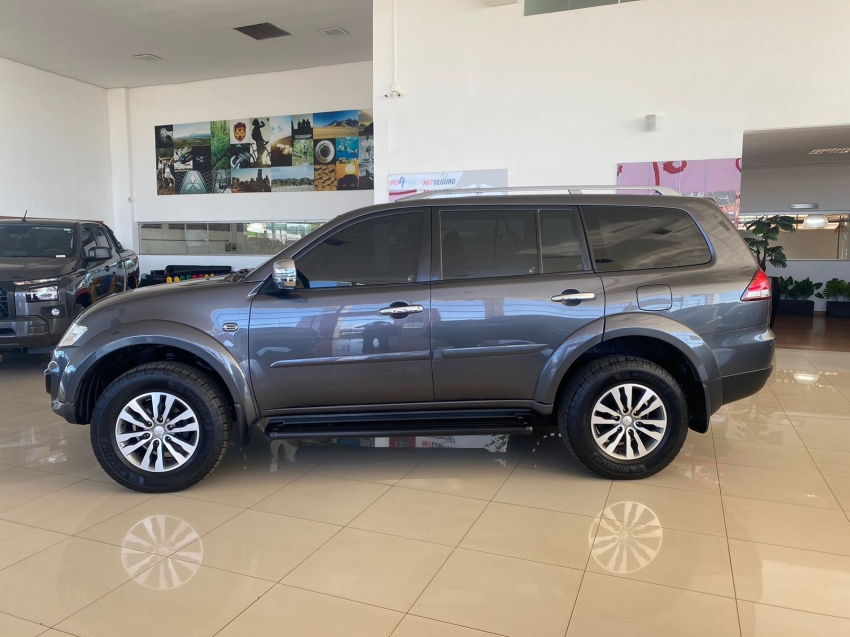 mitsubishi pajero dakar 3.2 hpe 4x4 7 lugares 16v turbo intercooler diesel 4p automatico 2018
