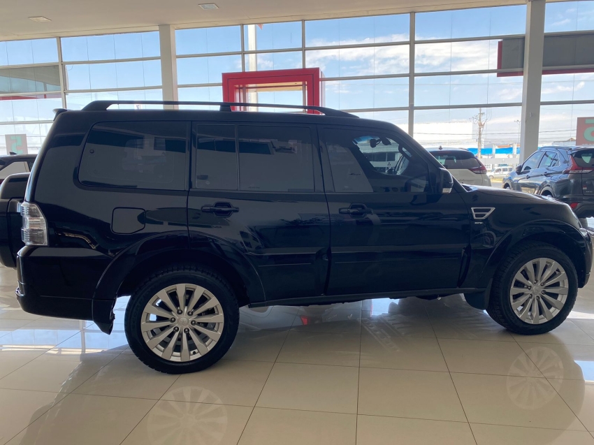 mitsubishi pajero full 3.2 hpe 4x4 16v turbo intercooler diesel 4p automatico 2016