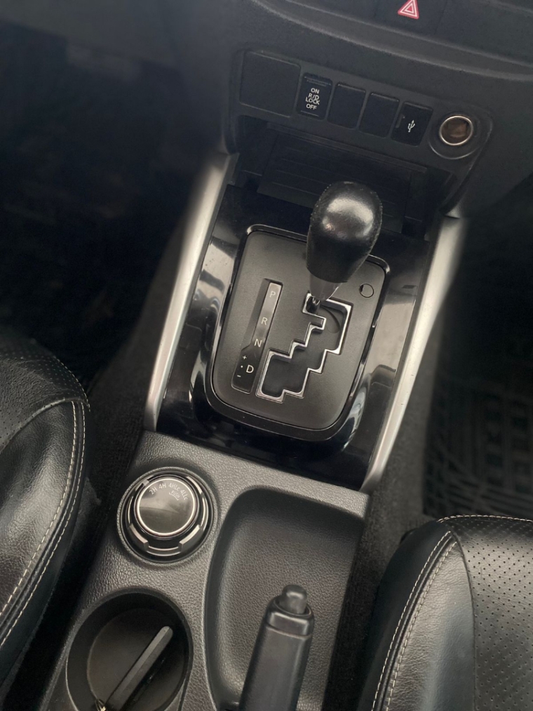 mitsubishi l200 triton 2.4 16v turbo diesel sport hpe-s cd 4p 4x4 automatico 2019