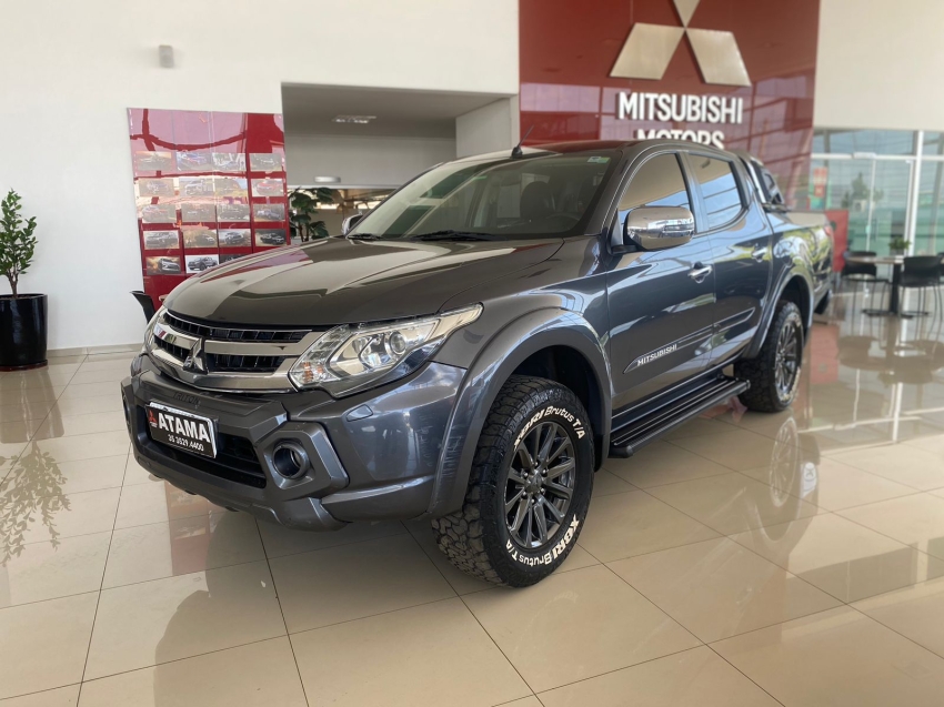 mitsubishi l200 triton 2.4 16v turbo diesel sport hpe-s cd 4p 4x4 automatico 2019