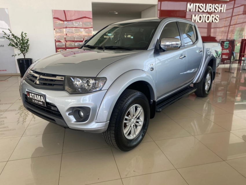 mitsubishi l200 triton 3.2 hpe 4x4 cd 16v turbo intercooler diesel 4p automatico 2016