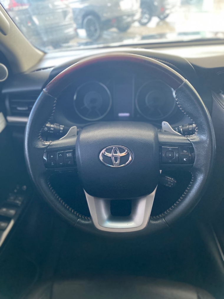 toyota hilux sw4 2.8 srx 4x4 7 lugares 16v turbo intercooler diesel 4p automatico 2019