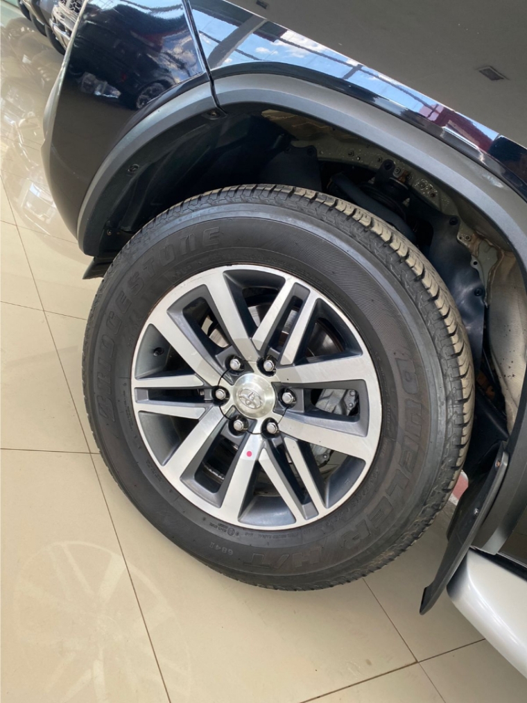 toyota hilux sw4 2.8 srx 4x4 7 lugares 16v turbo intercooler diesel 4p automatico 2019