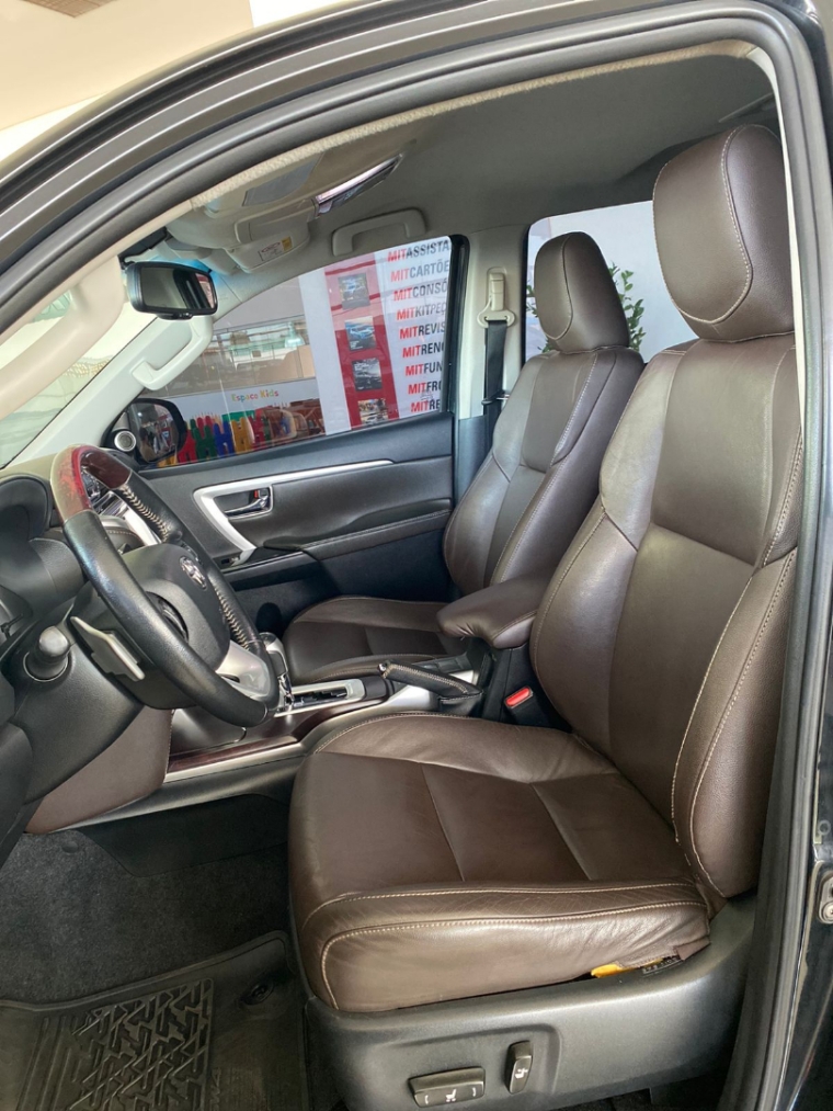toyota hilux sw4 2.8 srx 4x4 7 lugares 16v turbo intercooler diesel 4p automatico 2019