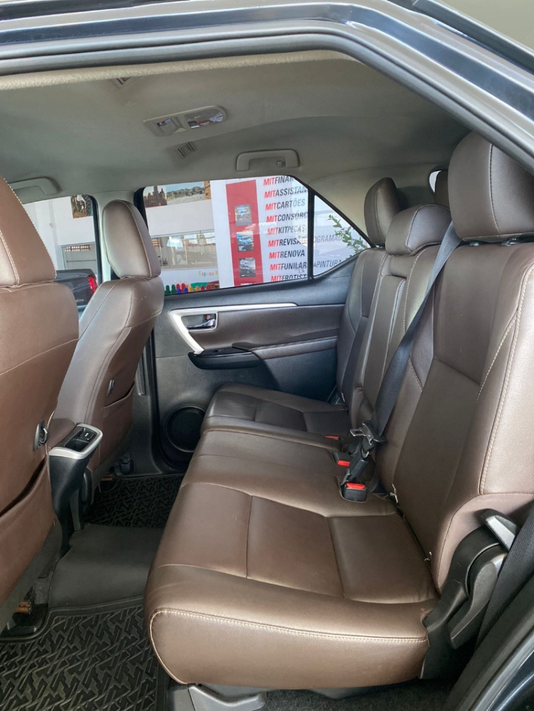 toyota hilux sw4 2.8 srx 4x4 7 lugares 16v turbo intercooler diesel 4p automatico 2019
