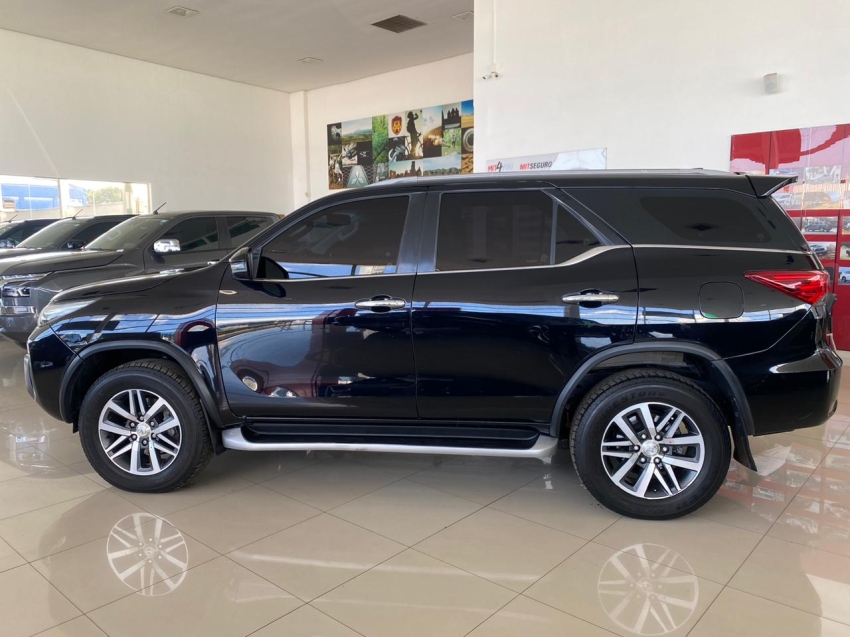 toyota hilux sw4 2.8 srx 4x4 7 lugares 16v turbo intercooler diesel 4p automatico 2019