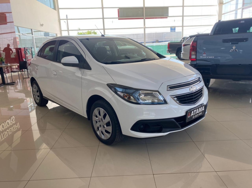 chevrolet onix 1.4 mpfi lt 8v flex 4p manual 2014 chevrolet onix 1.4 mpfi lt 8v flex 4p manual 2014