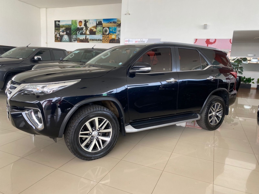 toyota hilux sw4 2.8 srx 4x4 16v turbo intercooler diesel 4p automatico 20172