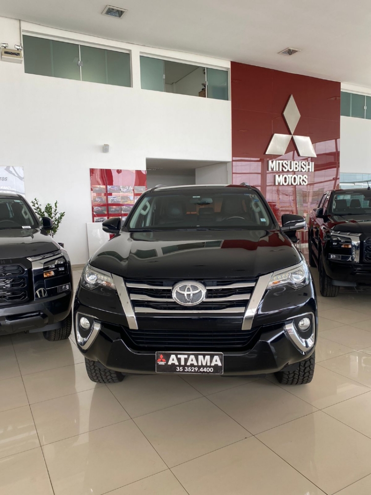 toyota hilux sw4 2.8 srx 4x4 16v turbo intercooler diesel 4p automatico 20171