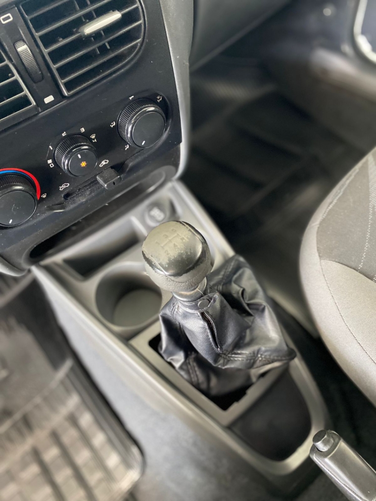 fiat strada 1.4 mpi hard working ce 8v flex 2p manual 201710