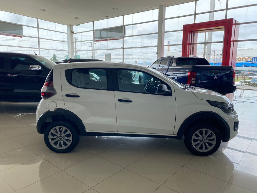 fiat mobi 1.0 evo flex like. manual 4p 20243