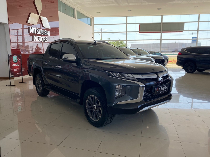 mitsubishi l200 triton 2.4 16v turbo diesel sport hpe-s cd 4p 4x4 automatico 2022 mitsubishi l200 triton 2.4 16v turbo diesel sport hpe-s cd 4p 4x4 automatico 2022