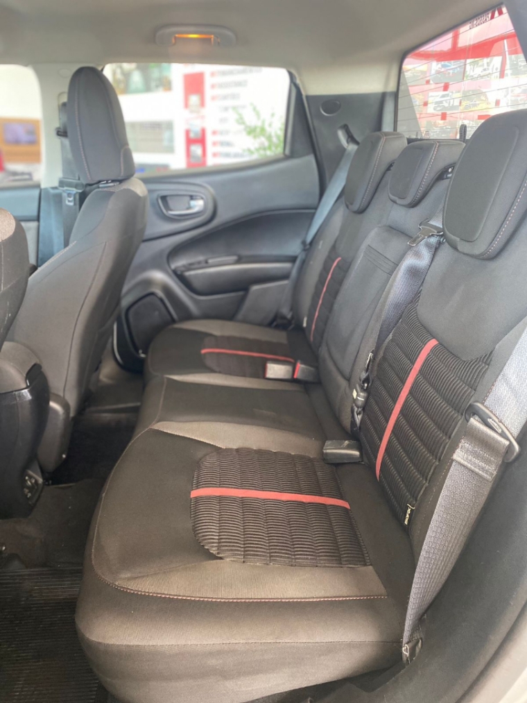 fiat toro 2.0 16v turbo diesel freedom 4wd at9 4p automatico 201914