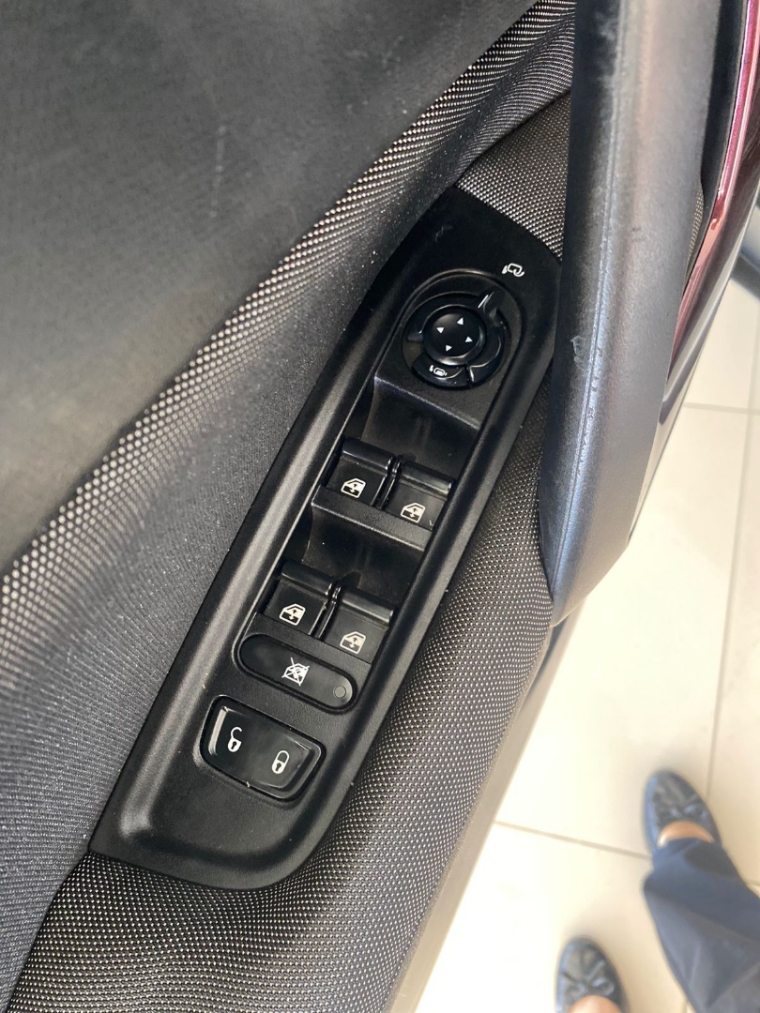 fiat toro 2.0 16v turbo diesel freedom 4wd at9 4p automatico 20197